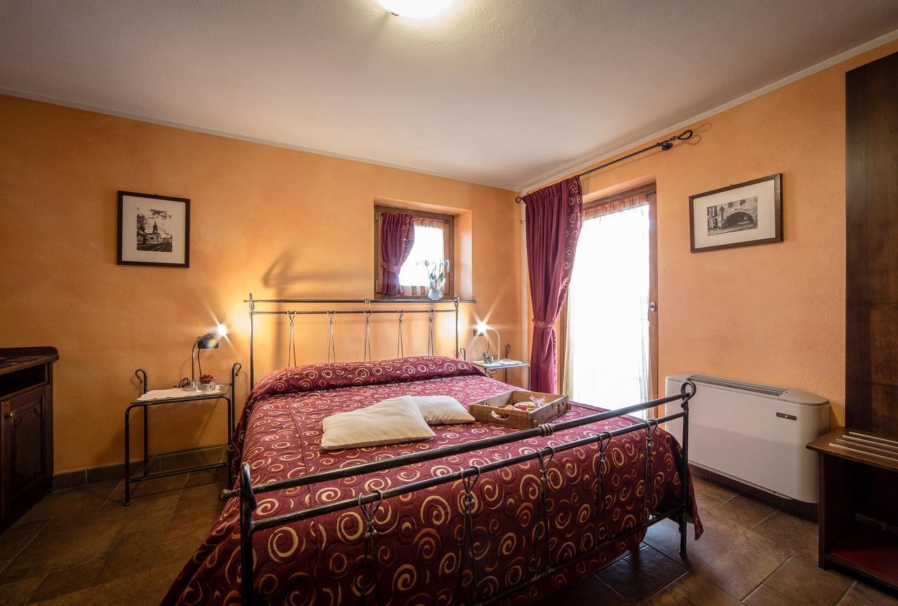 Lo Teisson Bed & Breakfast Pollein Dış mekan fotoğraf