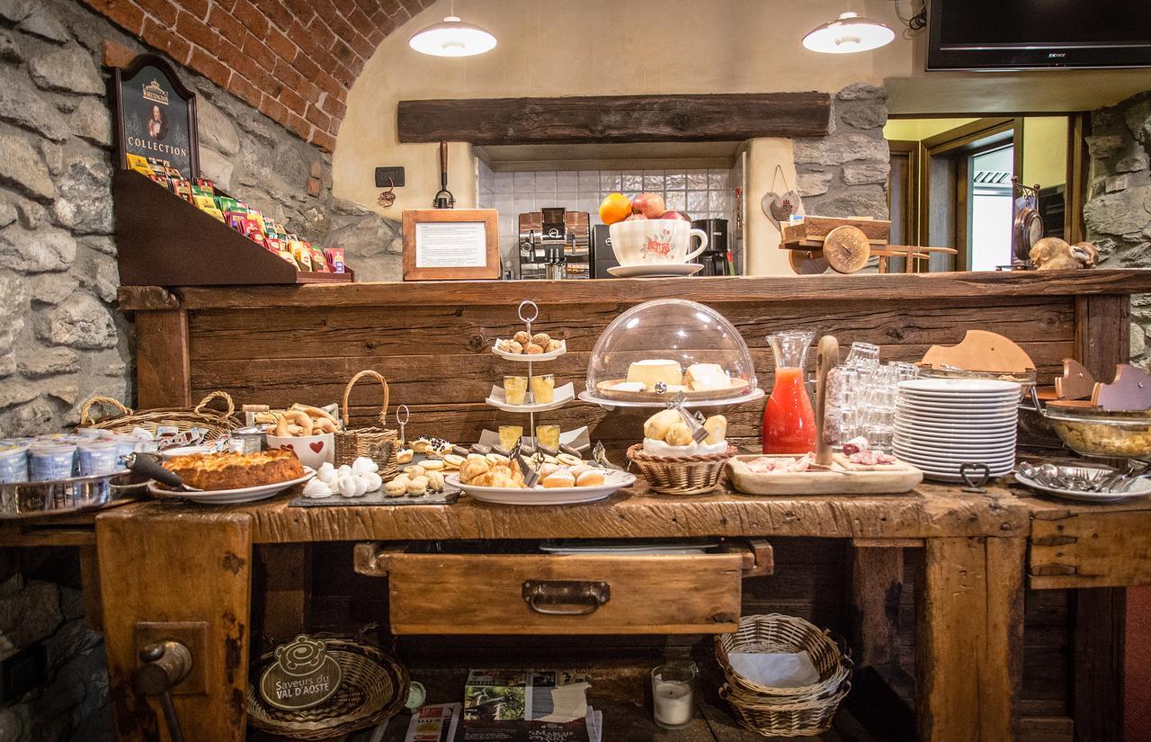 Lo Teisson Bed & Breakfast Pollein Dış mekan fotoğraf